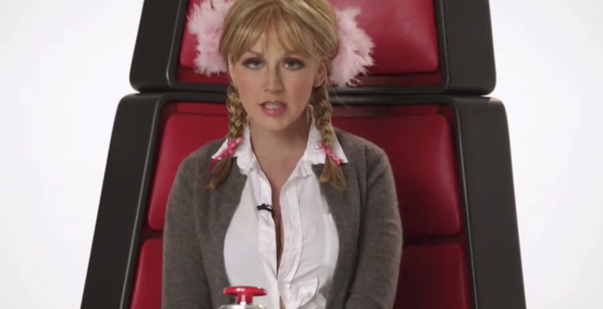 Christina Aguilera imita várias cantoras em vídeo para a final do “The Voice”