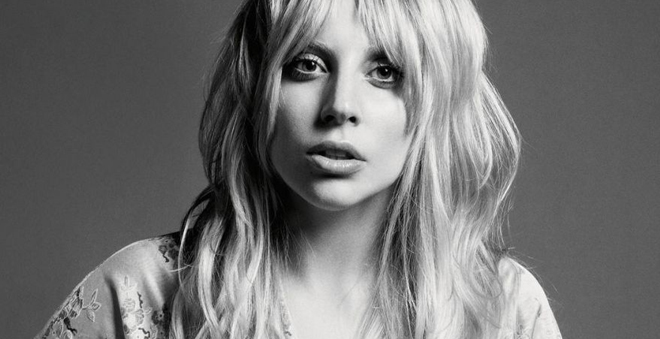 Lady Gaga divulga imagem do filme “Nasce Uma Estrela”, seu primeiro trabalho nas telonas