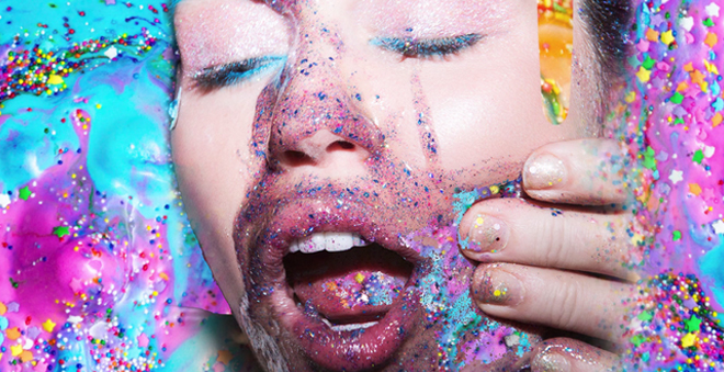 OMG! Miley Cyrus lança álbum gratuito com a banda The Flaming Lips; ouça