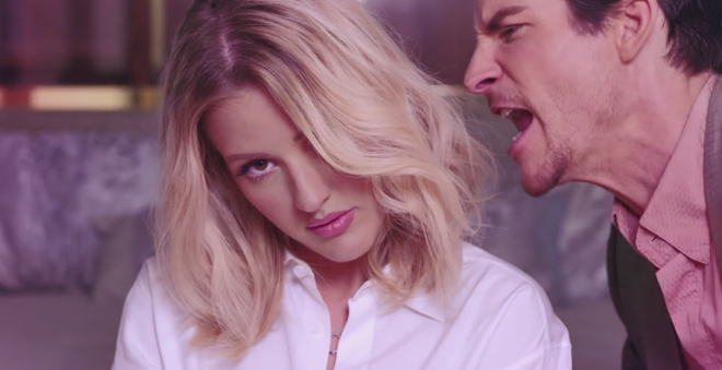 Ellie Goulding quer vingança no clipe de “On My Mind”, seu novo single