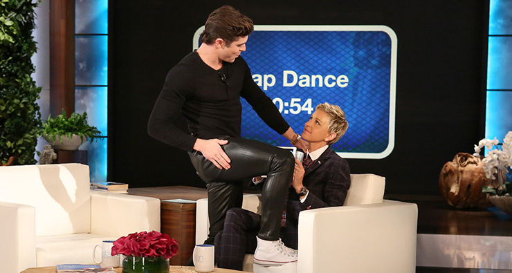 Zac Efron faz twerk e dança erótica no programa da Ellen Degeneres