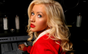 Christina Aguilera libera nova musica emocionante. Ouça “Change”